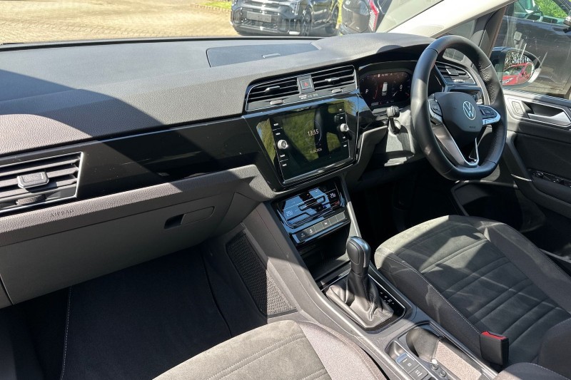 2025 (74) VOLKSWAGEN TOURAN 1.5 TSI EVO SEL 5dr DSG 5300653