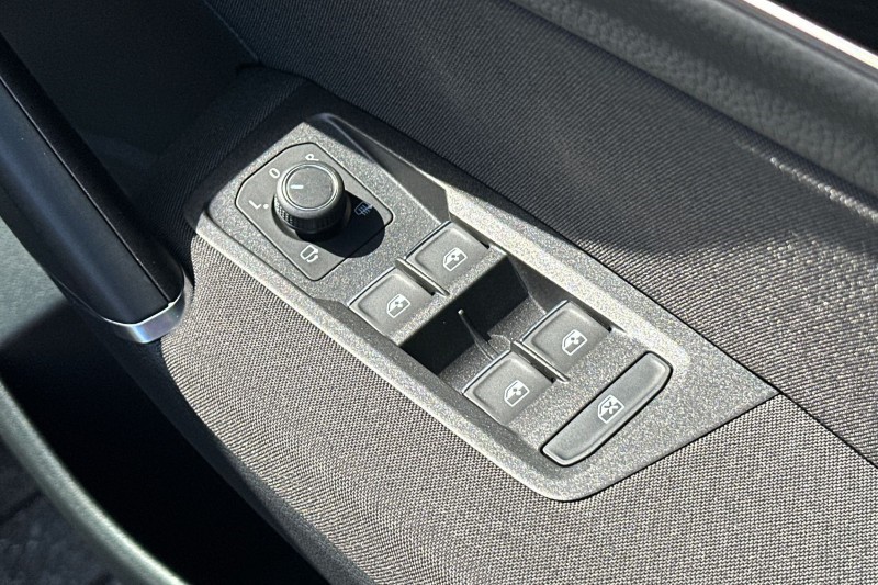 2025 (74) VOLKSWAGEN TOURAN 1.5 TSI EVO SEL 5dr DSG 5300635