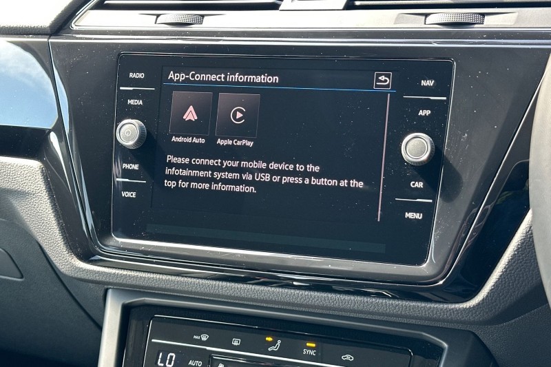 2025 (74) VOLKSWAGEN TOURAN 1.5 TSI EVO SEL 5dr DSG 5300647