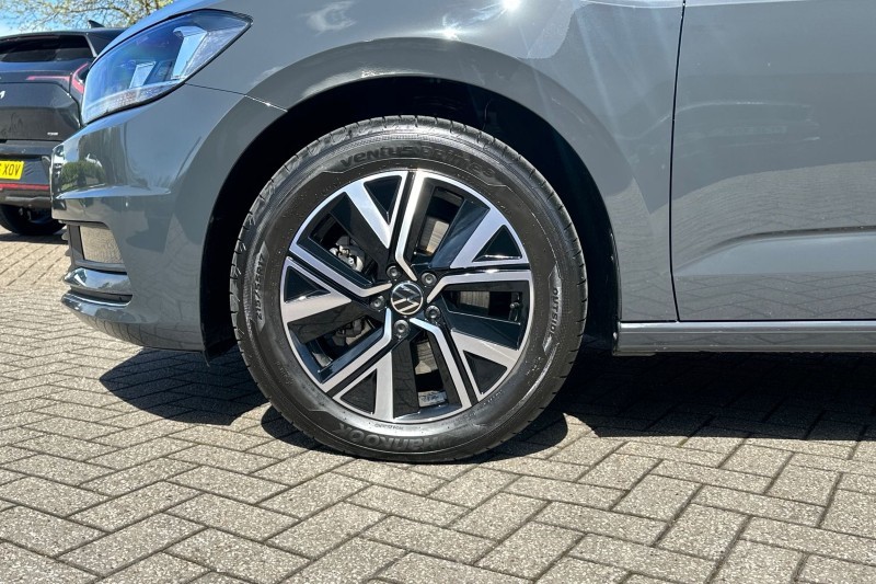 2025 (74) VOLKSWAGEN TOURAN 1.5 TSI EVO SEL 5dr DSG 5300630