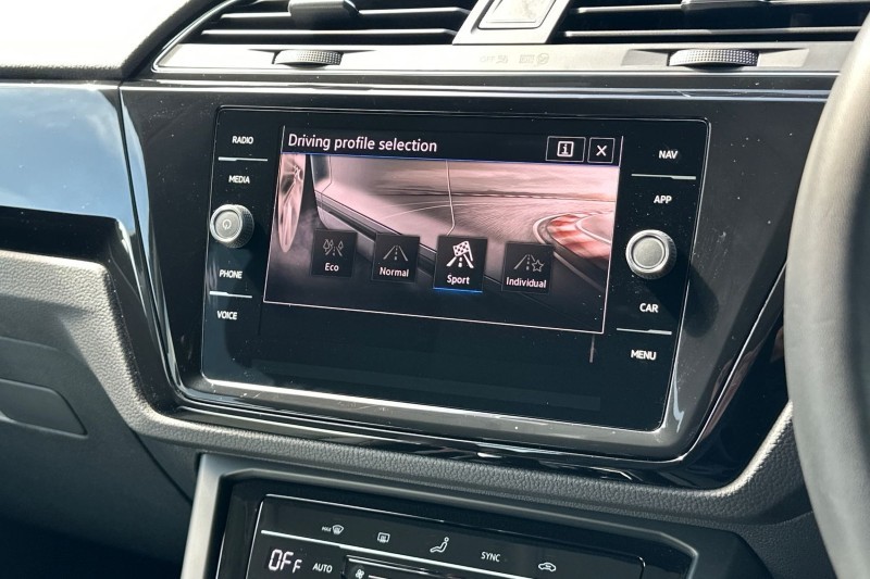 2025 (74) VOLKSWAGEN TOURAN 1.5 TSI EVO SEL 5dr DSG 5300649