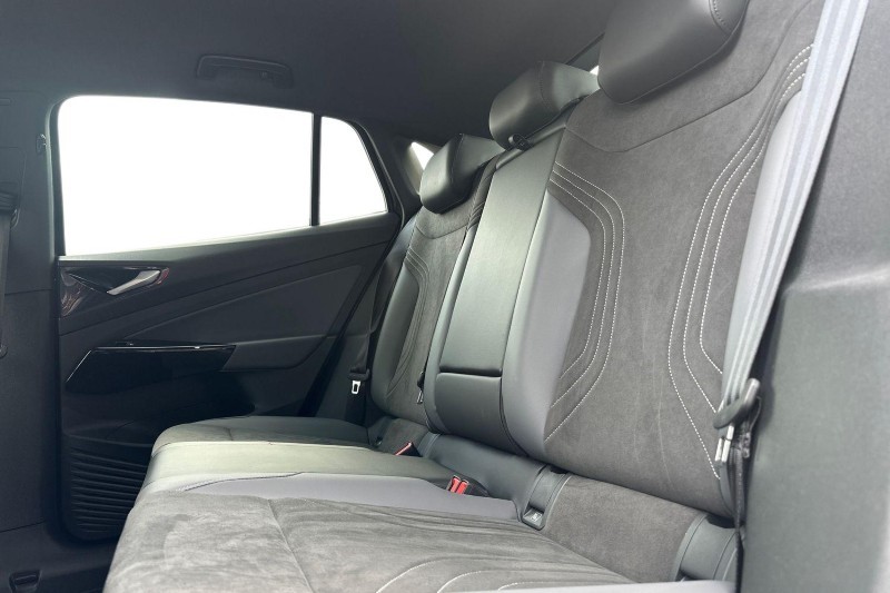 2024 (74) VOLKSWAGEN ID.5 210kW Match Pro 77kWh 5dr Auto 5273378