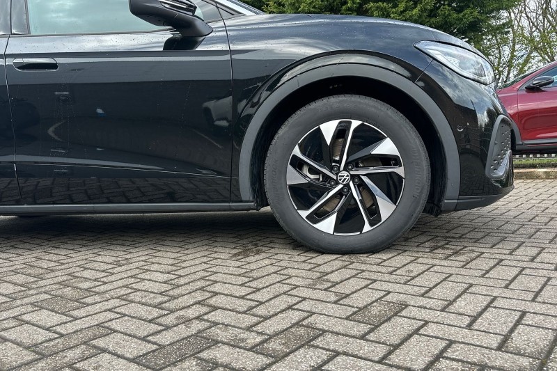 2024 (74) VOLKSWAGEN ID.5 210kW Match Pro 77kWh 5dr Auto 5273382