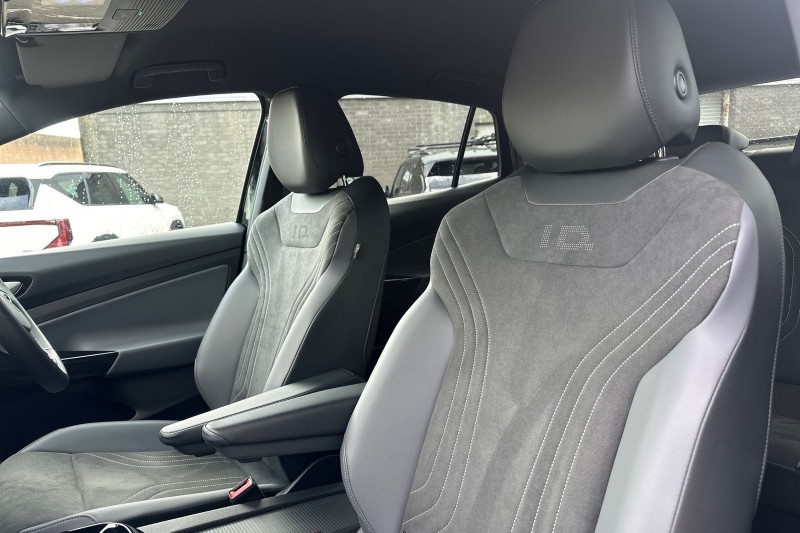 2024 (74) VOLKSWAGEN ID.5 210kW Match Pro 77kWh 5dr Auto 5273405