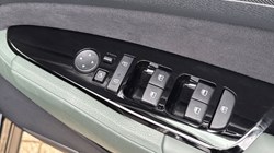 2025 (74) KIA SPORTAGE 1.6T GDi 48V ISG Shadow 5dr DCT 5306414