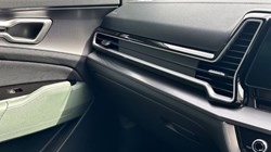 2025 (74) KIA SPORTAGE 1.6T GDi 48V ISG Shadow 5dr DCT 5306430