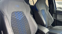 2023 (23) VOLKSWAGEN GOLF 2.0 TSI 320 R 4Motion 5dr DSG 5272490