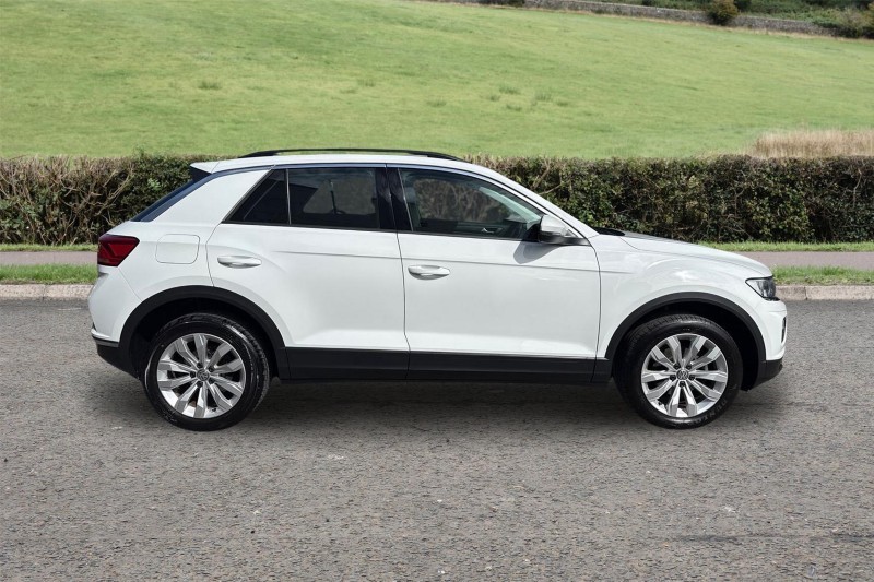 2019 (69) VOLKSWAGEN T-ROC 1.5 TSI EVO SE 5dr 5299569