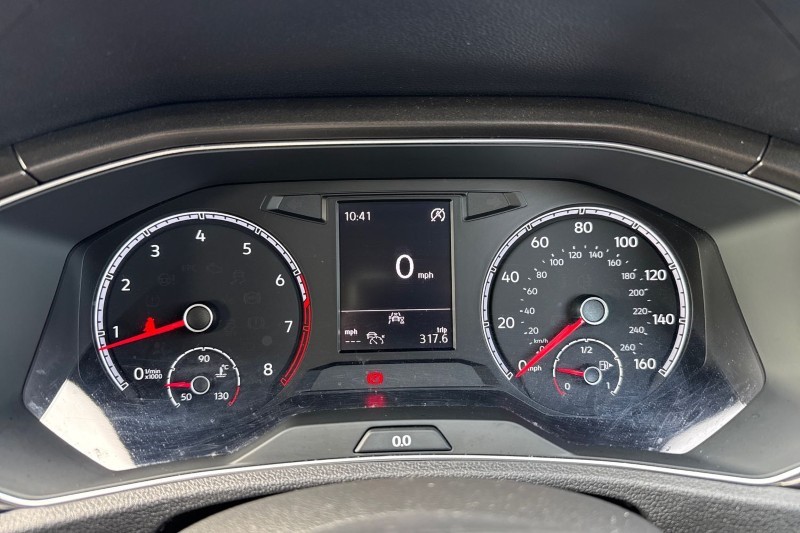 2019 (69) VOLKSWAGEN T-ROC 1.5 TSI EVO SE 5dr 5299584