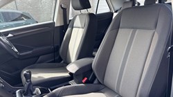 2019 (69) VOLKSWAGEN T-ROC 1.5 TSI EVO SE 5dr 5299591