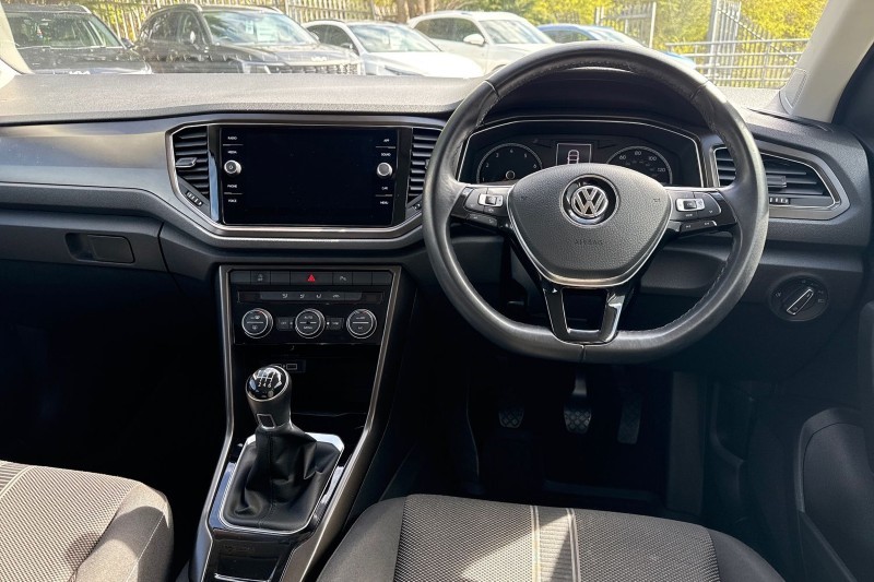 2019 (69) VOLKSWAGEN T-ROC 1.5 TSI EVO SE 5dr 5299585