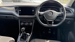 2019 (69) VOLKSWAGEN T-ROC 1.5 TSI EVO SE 5dr 5299585