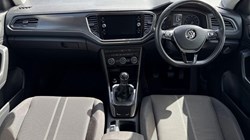 2019 (69) VOLKSWAGEN T-ROC 1.5 TSI EVO SE 5dr 5299573