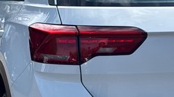 2019 (69) VOLKSWAGEN T-ROC 1.5 TSI EVO SE 5dr 5299598