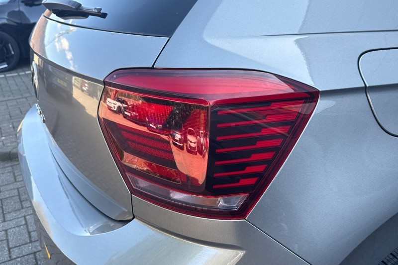 2021 (21) VOLKSWAGEN POLO 1.0 TSI 95 Match 5dr DSG 5317892