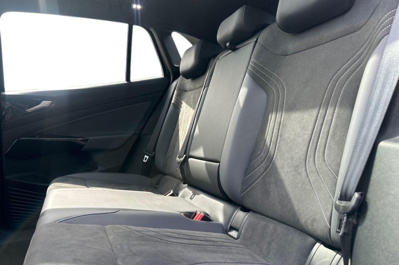 2025 (25) VOLKSWAGEN ID.4 210kW 4MOTION Match Pro 77kWh 5dr Auto 5278894