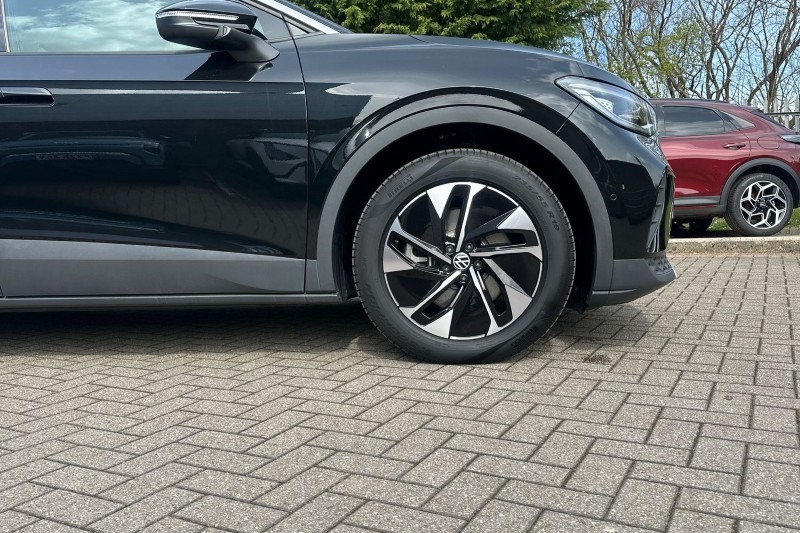 2025 (25) VOLKSWAGEN ID.4 210kW 4MOTION Match Pro 77kWh 5dr Auto 5278898