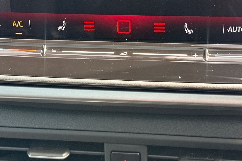 2025 (25) VOLKSWAGEN ID.4 210kW 4MOTION Match Pro 77kWh 5dr Auto 5278919