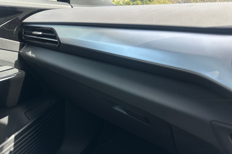 2025 (25) VOLKSWAGEN ID.4 210kW 4MOTION Match Pro 77kWh 5dr Auto 5278920