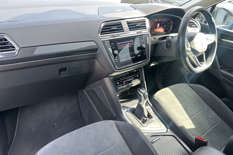2023 (23) VOLKSWAGEN TIGUAN 1.5 TSI 150 Elegance 5dr DSG 5279455