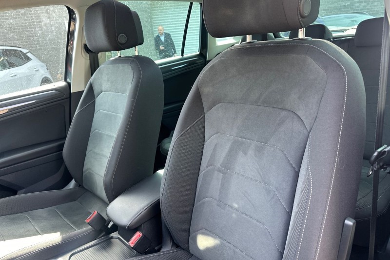 2023 (23) VOLKSWAGEN TIGUAN 1.5 TSI 150 Elegance 5dr DSG 5279454