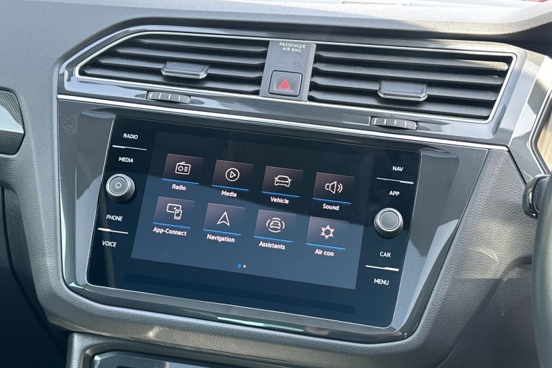 2023 (23) VOLKSWAGEN TIGUAN 1.5 TSI 150 Elegance 5dr DSG 5279445