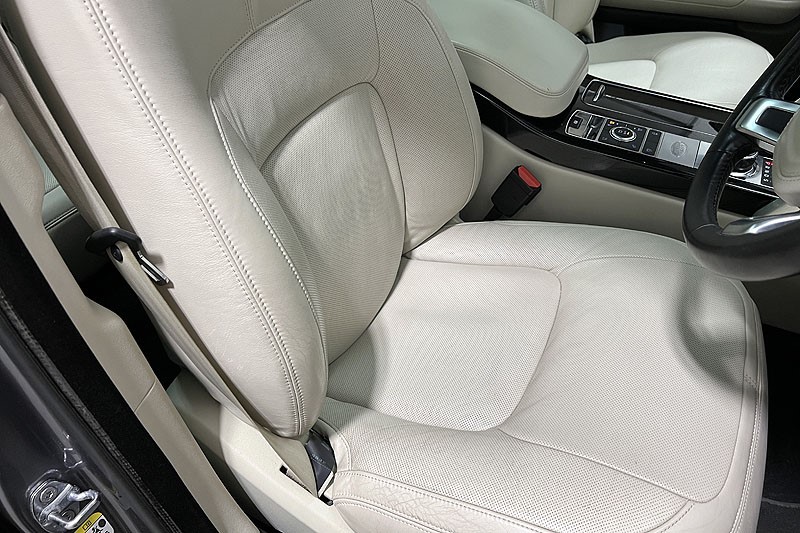 2019 (19) LAND ROVER RANGE ROVER 4.4 SDV8 Vogue SE 4dr Auto 3471325