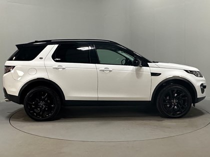 2017 (17) LAND ROVER DISCOVERY SPORT 2.0 TD4 180 HSE Black 5dr Auto