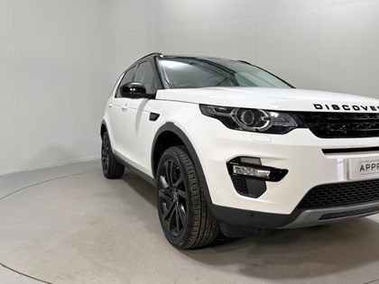 2017 (17) LAND ROVER DISCOVERY SPORT 2.0 TD4 180 HSE Black 5dr Auto