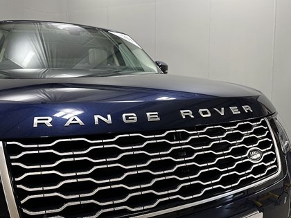2020 (20) LAND ROVER RANGE ROVER 3.0 SDV6 Vogue SE 4dr Auto
