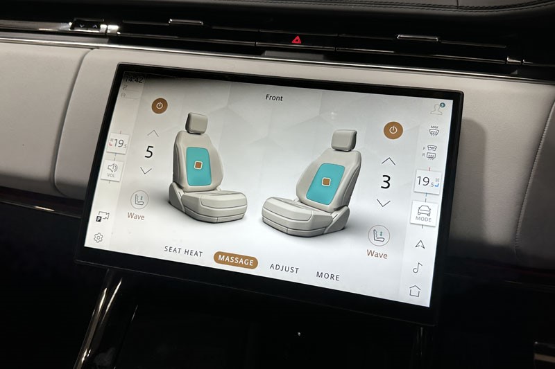 2024 (24) LAND ROVER RANGE ROVER SPORT 3.0 D300 Autobiography 5dr Auto 3517552