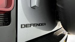 2022 (22) LAND ROVER DEFENDER 3.0 D250 X-Dynamic HSE 110 5dr Auto 3142620