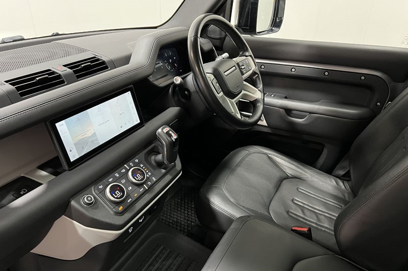 2021 (21) LAND ROVER DEFENDER 3.0 D300 HSE 110 5dr Auto [6 Seat] 3307771