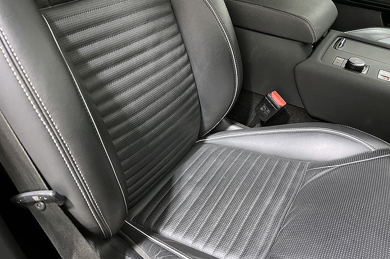 2022 (22) LAND ROVER COMMERCIAL DISCOVERY 3.0 D300 R-Dynamic HSE Commercial Auto 3263851