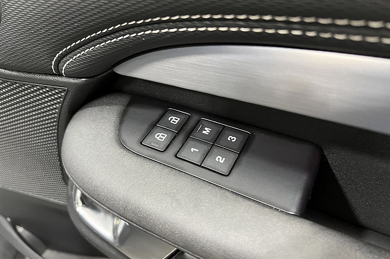 2022 (22) LAND ROVER COMMERCIAL DISCOVERY 3.0 D300 R-Dynamic HSE Commercial Auto 3263846