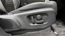 2022 (22) LAND ROVER COMMERCIAL DISCOVERY 3.0 D300 R-Dynamic HSE Commercial Auto 3263850