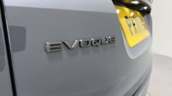2021 (71) LAND ROVER RANGE ROVER EVOQUE 2.0 D200 R-Dynamic S 5dr Auto 3335087