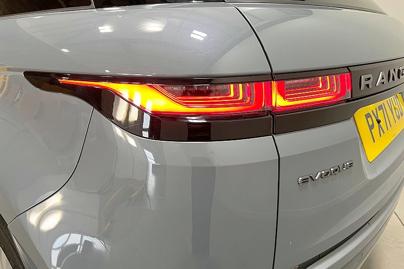 2021 (71) LAND ROVER RANGE ROVER EVOQUE 2.0 D200 R-Dynamic S 5dr Auto 3335085