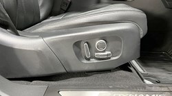 2021 (71) LAND ROVER RANGE ROVER EVOQUE 2.0 D200 R-Dynamic S 5dr Auto 3335056