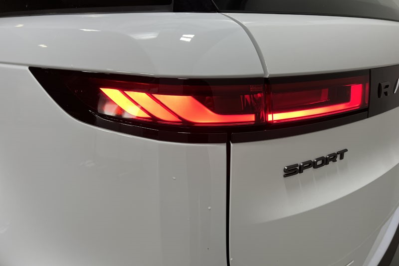 2023 (23) LAND ROVER RANGE ROVER SPORT 3.0 D300 Dynamic SE 5dr Auto 3336054