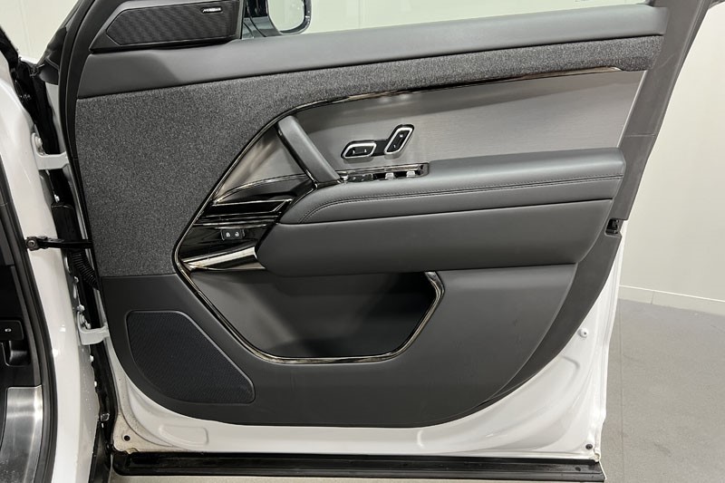 2023 (23) LAND ROVER RANGE ROVER SPORT 3.0 D300 Dynamic SE 5dr Auto 3336012