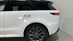 2023 (23) LAND ROVER RANGE ROVER SPORT 3.0 D300 Dynamic SE 5dr Auto 3471473