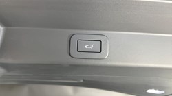 2023 (23) LAND ROVER RANGE ROVER SPORT 3.0 D300 Dynamic SE 5dr Auto 3336053