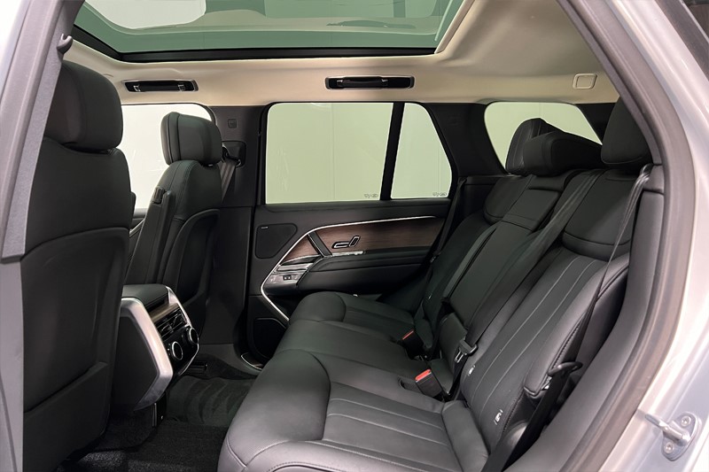 2023 (72) LAND ROVER RANGE ROVER 3.0 P440e SE 4dr Auto 3336179