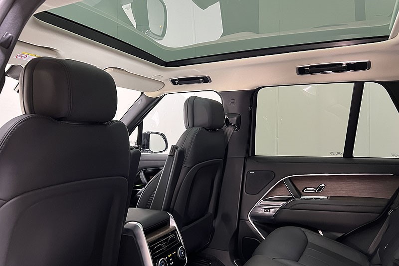 2023 (72) LAND ROVER RANGE ROVER 3.0 P440e SE 4dr Auto 3336230