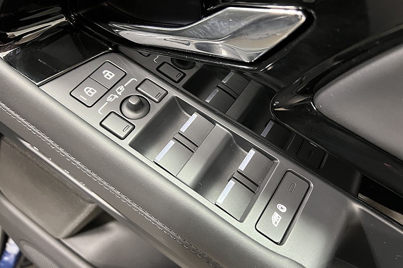 2023 (23) LAND ROVER RANGE ROVER EVOQUE 2.0 P250 Autobiography 5dr Auto 3395797