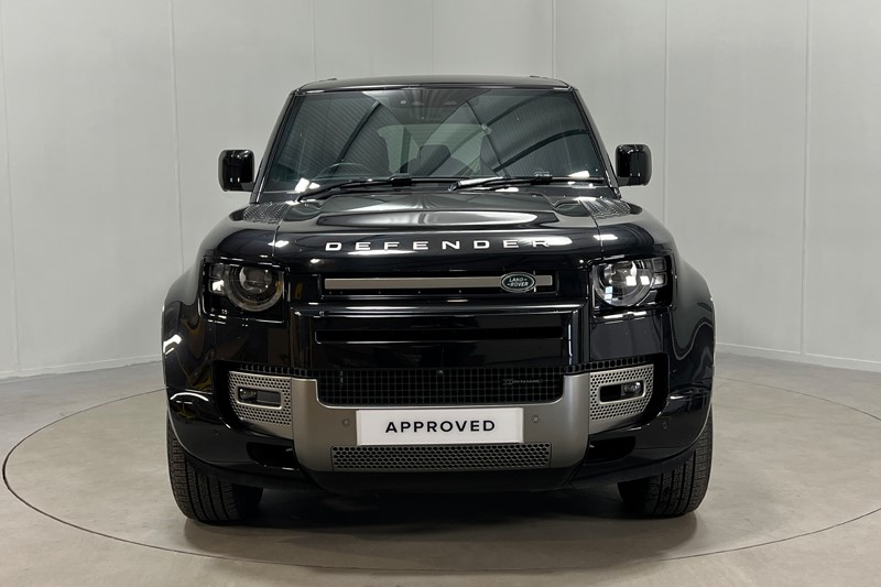 2021 (71) LAND ROVER DEFENDER 3.0 D300 X-Dynamic HSE 110 5dr Auto 3426064