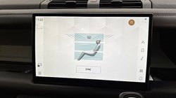 2021 (71) LAND ROVER DEFENDER 3.0 D300 X-Dynamic HSE 110 5dr Auto 3426089