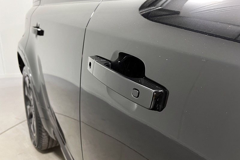 2021 (71) LAND ROVER DEFENDER 3.0 D300 X-Dynamic HSE 110 5dr Auto 3426107