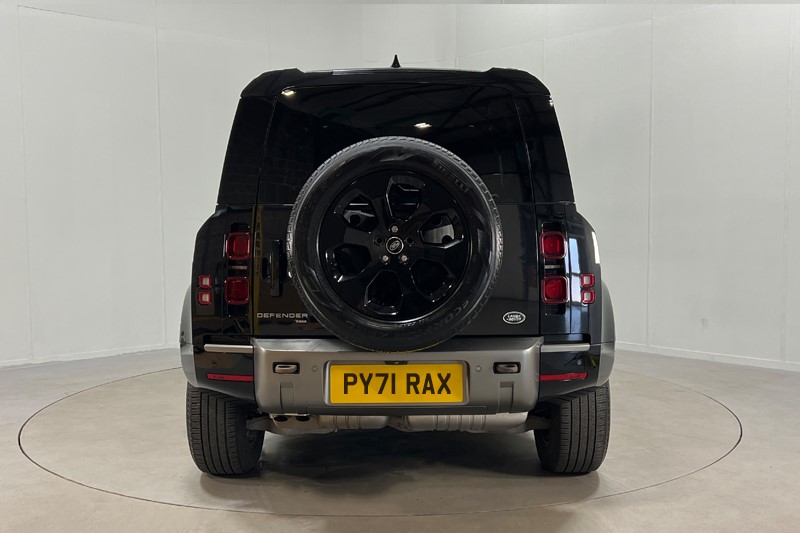 2021 (71) LAND ROVER DEFENDER 3.0 D300 X-Dynamic HSE 110 5dr Auto 3426063